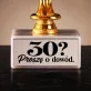 Statuetka Z Grawerem Na 30 Urodziny Prezent Dla Kobiety: 30? Proszę O Dowód.