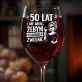 Kieliszek Do Wina Na 50 Urodziny Prezent Dla Kobiety: 50 Lat - Nie Zwalniam Kieliszek Do Wina Na 50 Urodziny Prezent Dla Kobiety: 50 Lat - Nie Zwalniam