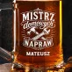 Kufel Personalizowany z Grawerem Dla Złotej Rączki Prezent Dla Mężczyzny: Herb Rzemieślnika Kufel Personalizowany z Grawerem Dla Złotej Rączki Prezent Dla Mężczyzny: Herb Rzemieślnika