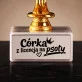 Statuetka Z Grawerem Dla Córki Prezent Dla Kobiety: Córka Z Licencją Na Psoty