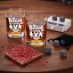 Zestaw Prezentowy Whisky Na Walentynki Na Rocznicę Dla Mężczyzny: Buziak Za Każdy Łyk Zestaw Prezentowy Whisky Na Walentynki Na Rocznicę Dla Mężczyzny: Buziak Za Każdy Łyk