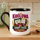 Kubek Z Nadrukiem Dla Koleżanki Z Pracy Prezent Dla Kobiety: Królowa Kawy Tabel I Cudów Kubek Z Nadrukiem Dla Koleżanki Z Pracy Prezent Dla Kobiety: Królowa Kawy Tabel I Cudów