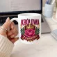 Kubek Z Nadrukiem Na Dzień Kobiet Prezent Dla Kobiety Kobiety: Królowa Z Charakterem Kubek Z Nadrukiem Na Dzień Kobiet Prezent Dla Kobiety Kobiety: Królowa Z Charakterem