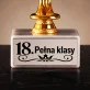 Statuetka Z Grawerem Na 18 Prezent Dla Kobiety: 18. Pełna Klasy