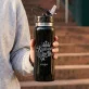 Bidon z Grawerem Dla Tenisistki Prezent Dla Kobiety: Królowa Kortu Bidon z Grawerem Dla Tenisistki Prezent Dla Kobiety: Królowa Kortu
