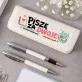 Zestaw Pióro i Długopis w Etui Dla Kobiety W Ciąży Prezent Na Dzień Mamy Dla Kobiety: Humor Ciążowy Zestaw Pióro i Długopis w Etui Dla Kobiety W Ciąży Prezent Na Dzień Mamy Dla Kobiety: Humor Ciążowy