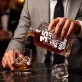 Karafka Do Whisky z Grawerem Dla 35 Latka Prezent Na 35 Urodziny: 35 Lat. Nalewaj, Kurwa. Karafka Do Whisky z Grawerem Dla 35 Latka Prezent Na 35 Urodziny: 35 Lat. Nalewaj, Kurwa.