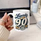 Kubek Z Nadrukiem Na 90 Urodziny Prezent Dla Mężczyzny: Legenda Ma 90 Lat Kubek Z Nadrukiem Na 90 Urodziny Prezent Dla Mężczyzny: Legenda Ma 90 Lat
