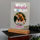 Who run the world - Wydruk na szkle akrylowym z podstawką