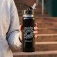 Bidon Z Grawerem Dla Szefa Prezent Dla Mężczyzny: Kierowniczy Humor Bidon Z Grawerem Dla Szefa Prezent Dla Mężczyzny: Kierowniczy Humor