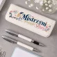 Zestaw Pióro i Długopis w Etui Na 40 Rocznicę Ślubu Prezent Dla Kobiety: Rubinowa Elegancja Zestaw Pióro i Długopis w Etui Na 40 Rocznicę Ślubu Prezent Dla Kobiety: Rubinowa Elegancja