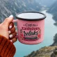 Kubek Emaliowany Dla Emerytki Prezent Na Emeryturę Dla Kobiety: Zasłużony Relaks Kubek Emaliowany Dla Emerytki Prezent Na Emeryturę Dla Kobiety: Zasłużony Relaks