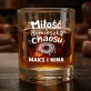 Szklanki Do Whisky z Grawerem Na Rocznicę Prezent Na Walentynki Dla Pary: Miłość Z Domieszką Chaosu Szklanki Do Whisky z Grawerem Na Rocznicę Prezent Na Walentynki Dla Pary: Miłość Z Domieszką Chaosu