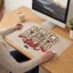 Podkładka Na Biurko 40x60cm Na 1 Rocznicę Ślubu Prezent Dla Kobiety: Rok Temu Powiedziałaś Tak Podkładka Na Biurko 40x60cm Na 1 Rocznicę Ślubu Prezent Dla Kobiety: Rok Temu Powiedziałaś Tak