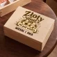 Zestaw Herbat w Skrzynce Na 50 Rocznicę Ślubu Rodziców Prezent Dla Pary: Złoty Duet Od Pół Wieku Zestaw Herbat w Skrzynce Na 50 Rocznicę Ślubu Rodziców Prezent Dla Pary: Złoty Duet Od Pół Wieku
