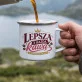 Kubek Emaliowany Na 45 Urodziny Prezent Dla 45 Latki Kobiety: Kawa I Szyk Kubek Emaliowany Na 45 Urodziny Prezent Dla 45 Latki Kobiety: Kawa I Szyk